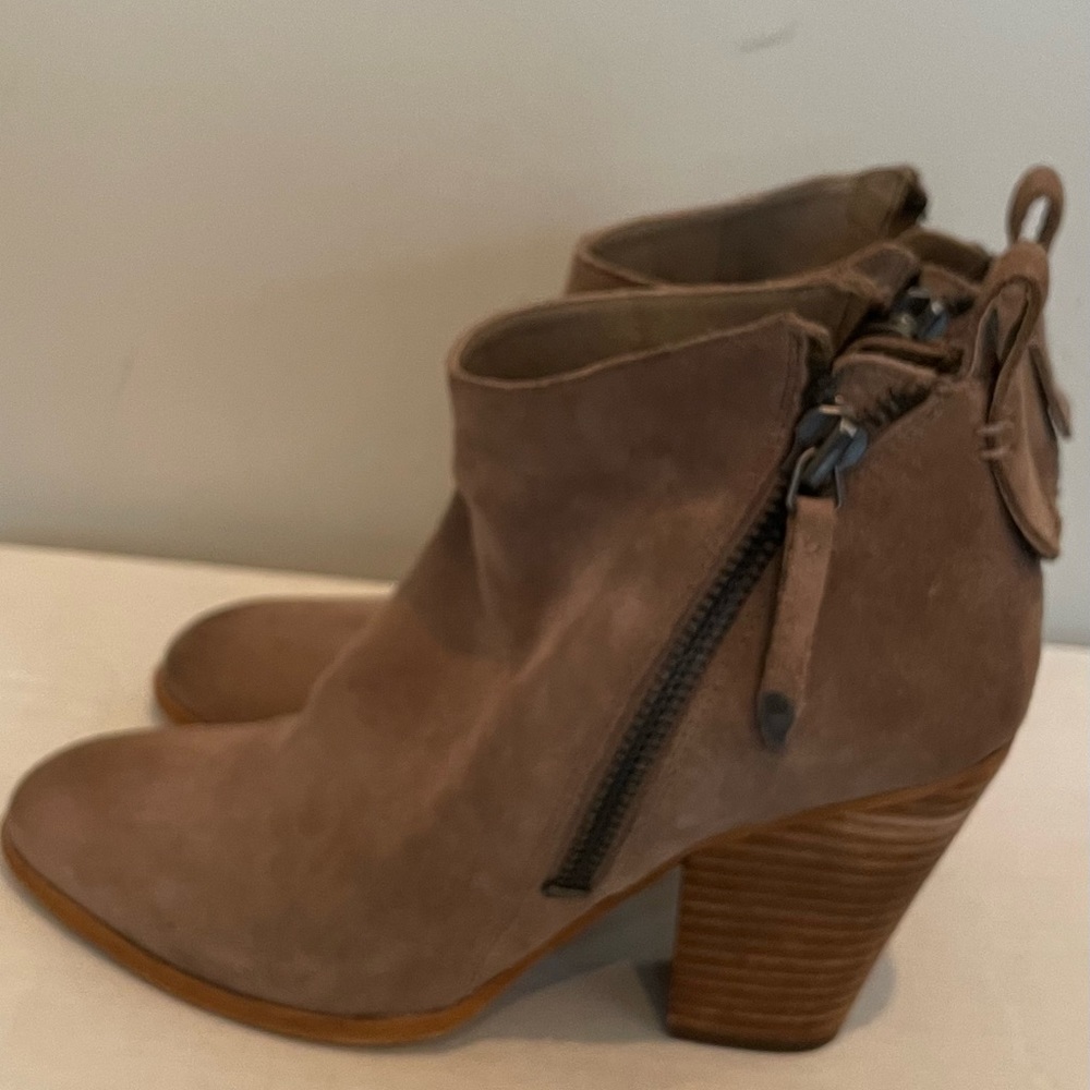 Dolce Vita suede ankle booties with zipper.